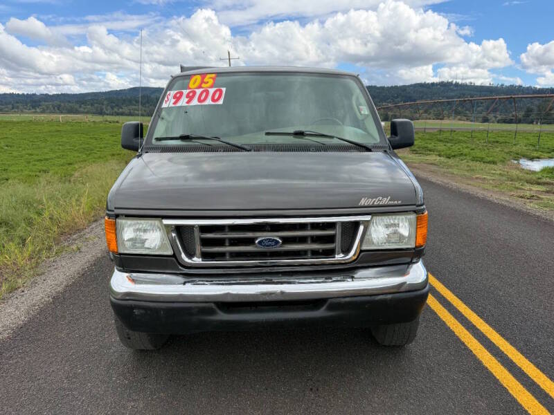 ford econoline wagon 2005 1FBNE31L05HA66272 image ford econoline wagon 2005 1FBNE31L05HA66272 image